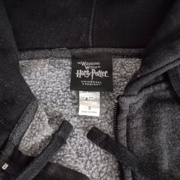 Harry Potter Hoodie Dark Gray and Black Draco Shield Adult Size S - Picture 7 of 16